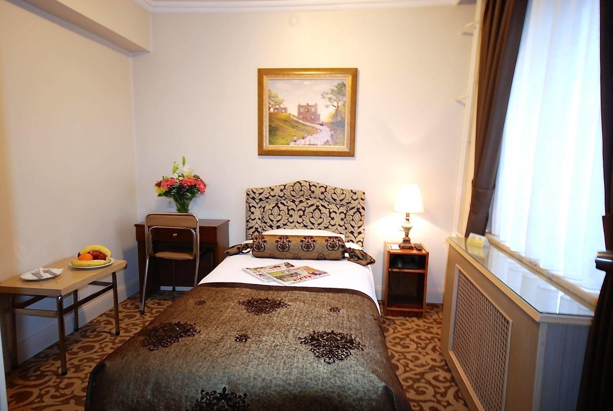 Hotel Mithat Ankara Zewnętrze zdjęcie